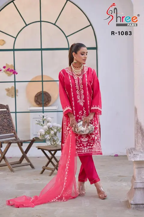 Pakistan suits  uploaded by Divya Fashion on 6/2/2024