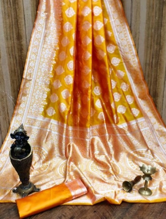 Benarasi Silk uploaded by business on 3/1/2023