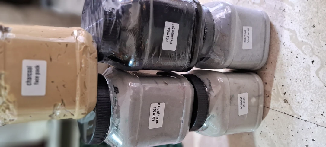 Charcoal fascial kit with 5 steps uploaded by Whitebeauty skin care on 5/29/2024