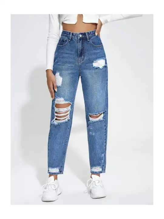 Ripped jeans  uploaded by The Style Club on 3/2/2023