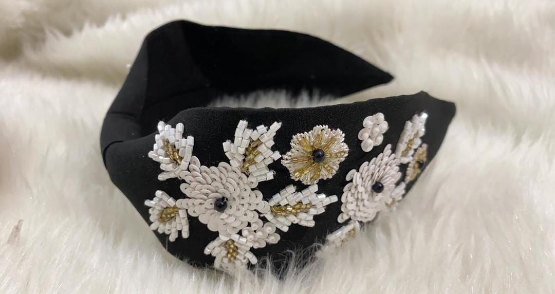 Embroidered turban hairband uploaded by Yourlittleshop on 2/24/2021