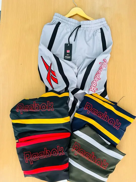 *MENS  LOWER* 🤩🤩
*FABRIC   -  NS*
*DESIGN  -  EMBROIDERY*
*BRAND  -   REEBOK*
*SIZE .m l XL xxl uploaded by Rock on fashion  on 3/3/2023
