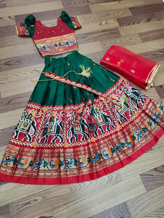 Post image *|| new lauching kids lehenga ""festival special same as video and pic*

NOTE- with heavy elegant  earings *free free free*

*bahubali kids*

*NOTE- FULL FLAIR SAME AS PIC and belt same as pic "" ||*

*❤️Lehenga*  -Pure dola Silk full stich
*❤️BLOUSE* - full stiched dola with embroidery sequence work SILK 
*❤️PRICE - *₹ 1099+$ /-*
READY TO SHIP
*Duppata -pure net with original mirror work*

*💯 QUALITY PRODUCT*
*Age Group*
*Size-14 - 0.1yrs*
*Size-16 - 1yrs*
*Size-18 - 2yrs*
*Size-20 - 3yrs*
*Size-22 - 4yrs*
*Size-24 - 5yrs*
*Size-26 -6yrs*
*Size-28 - 7yrs*
*Size-30 - 8yrs*
*Size-32 - 9-10Yrs*
*Size-34 - 11yrs*
*Size-36 - 12-13Yrs*
*Size-38 - 14-15yrs*
❤️❤️❤️❤️❤️❤️❤️❤
*NOTE*- *Next day pick up*
*Booking compulsory*

*100%pure qaulity products*
