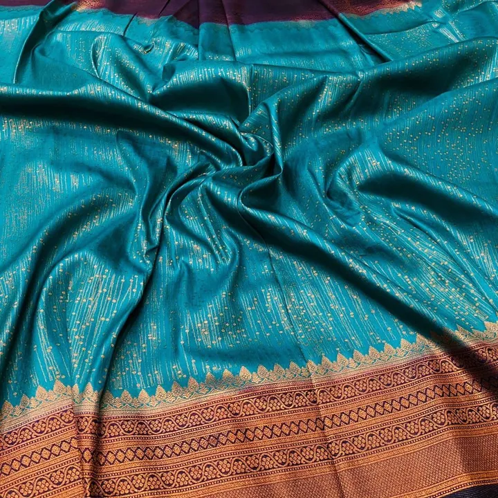 Kubera pattu copper zari with contrast rich pallu uploaded by Suyukti fab on 3/3/2023