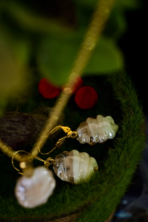 100% Original Freshwater pear ldrop earrings  uploaded by TrendsVilla  on 3/3/2023