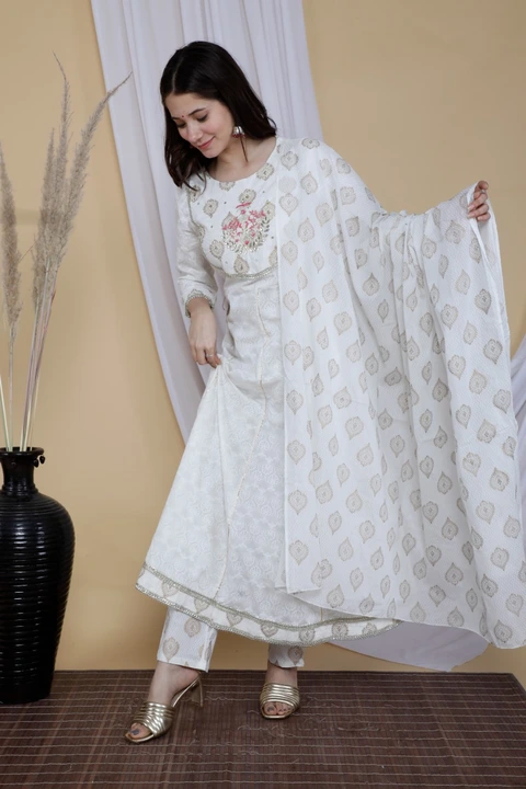 Anarkali style Kurti set  febric cotton  uploaded by Libaas on 3/3/2023