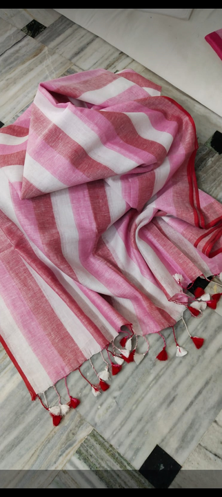 Linen linen Silk saree yarn dye  uploaded by Goverdhan Silk  on 3/4/2023