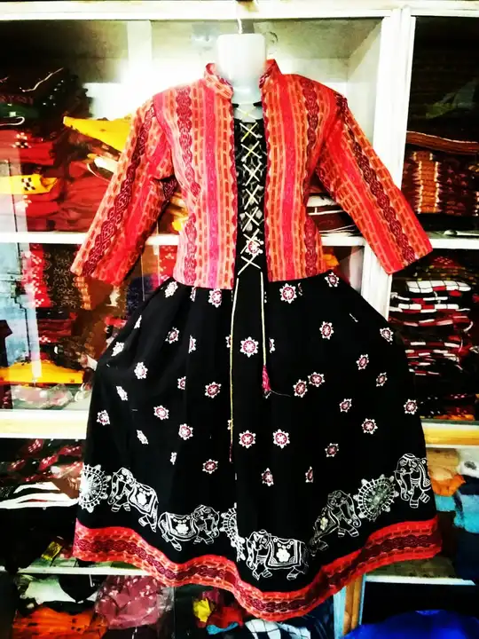 Product uploaded by Shradha creation on 3/4/2023