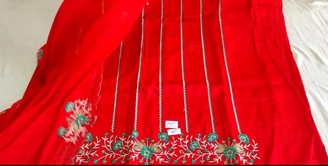 #summer collection #bottom work wale #गदर कॉटन सूट # गर्मी मे सर्दी का एहसास# महशूर पंजाबी सूट#DBC🎉 uploaded by Deep boutique collection gohana on 3/4/2023