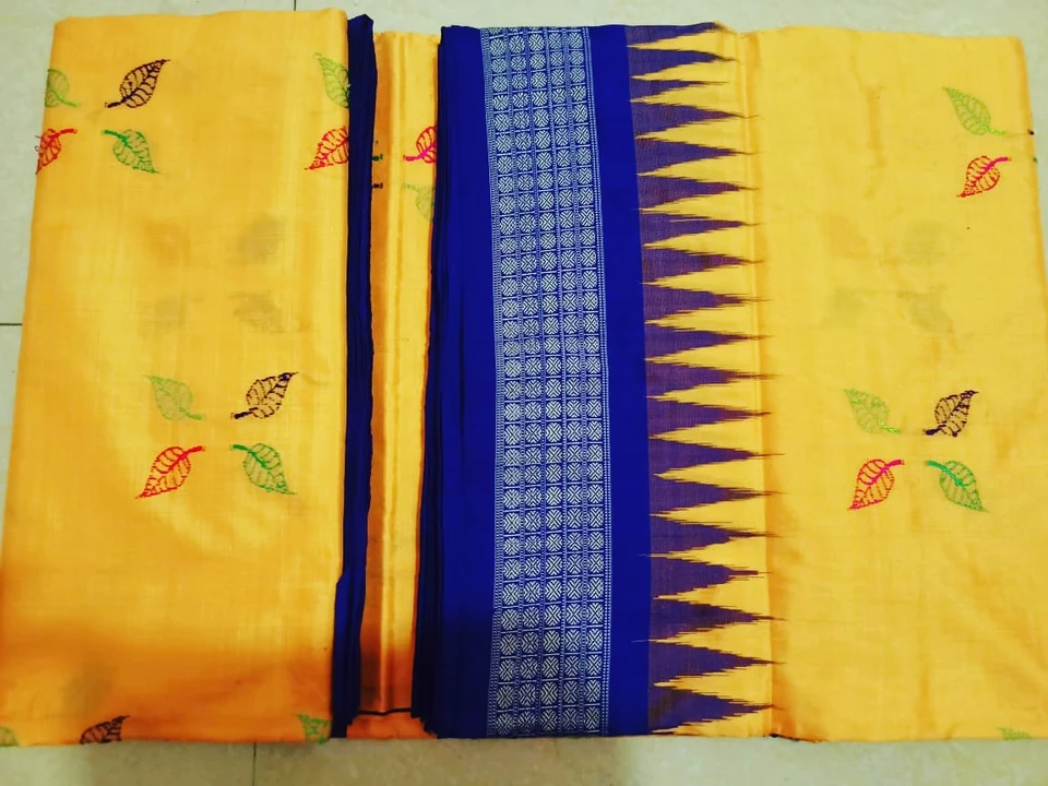 Handloom sambalpuri orjinal saree online payment  uploaded by Online shopping buijness on 3/4/2023