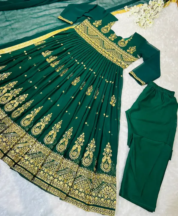 Gown set uploaded by AISH NAWAZ COLLECTION on 3/4/2023