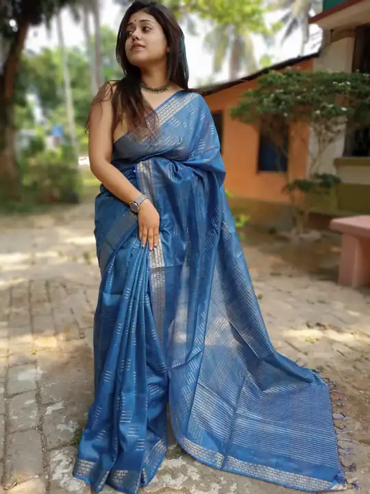 Woven Bhagalpuri silk  uploaded by WeaveMe India on 3/4/2023