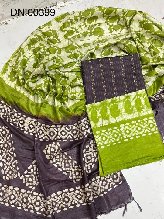 Batik print suits uploaded by WeaveMe India on 3/4/2023