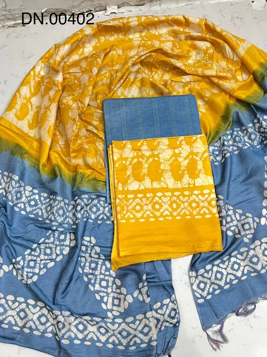 Batik print suit  uploaded by WeaveMe India on 3/4/2023