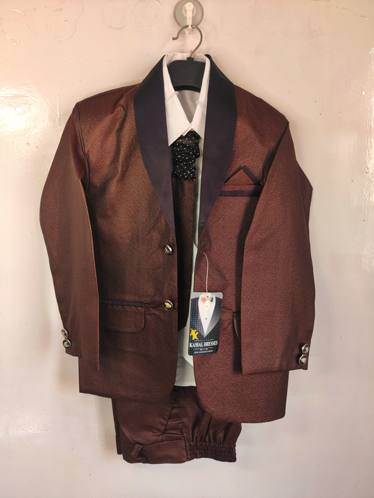 Coat pant shirt suit tie set uploaded by K KAMAL DRESSES  on 3/5/2023