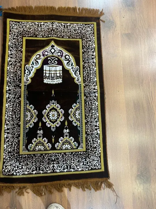 Prayer mat uploaded by Aamir Enterprise  on 3/5/2023