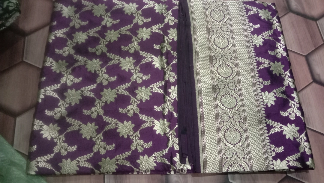 Banarasi silk saree  uploaded by Banarsi saree manufacturer on 3/6/2023