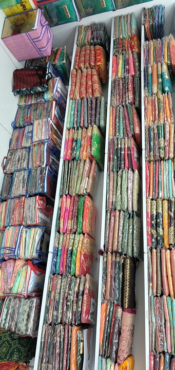 Shop Store Images of Shree Kesari Nandan Textile