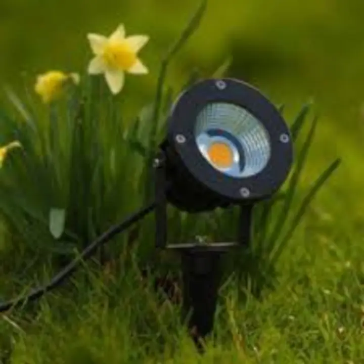 Garden spike light 10w uploaded by Future connect lighting on 3/6/2023