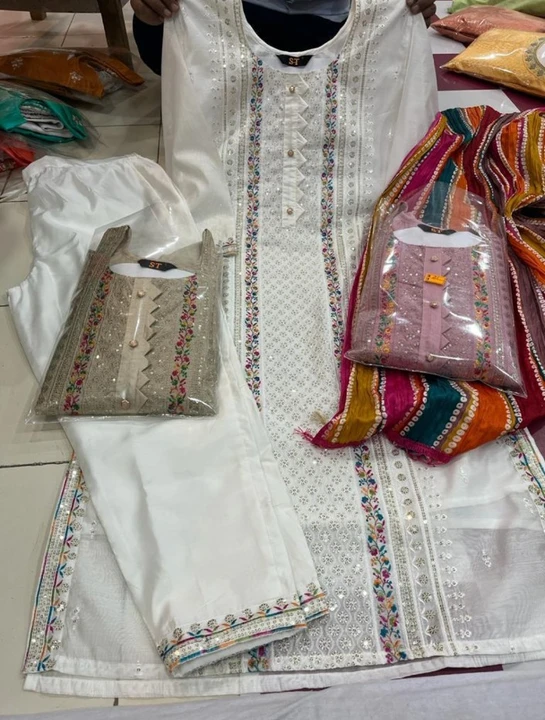 Kurti pant set uploaded by Sanjeev Textile on 6/1/2024