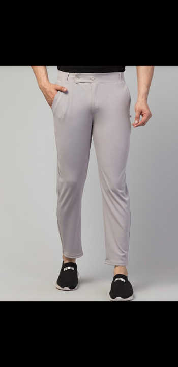 Pant uploaded by Clothes seller on 3/7/2023