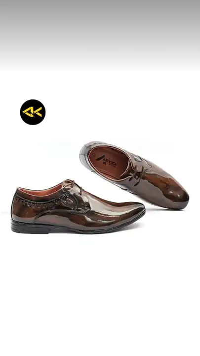 Men's pattern lace formal shoes  uploaded by business on 3/7/2023