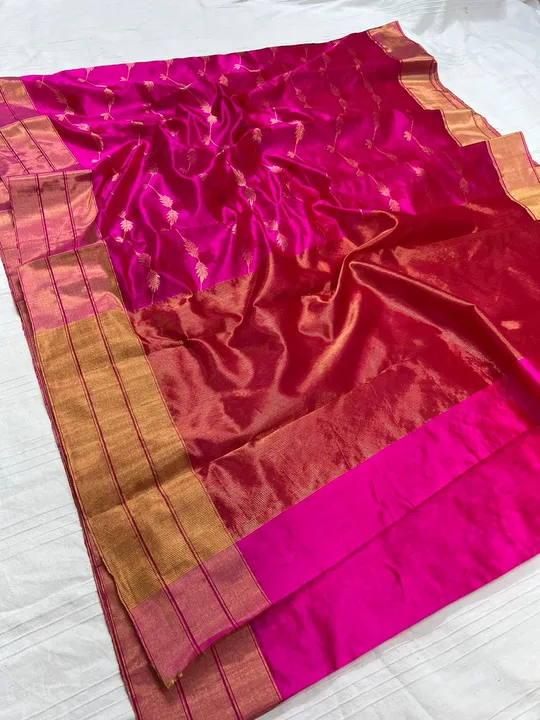 Post image I want 1 pieces of Saree at a total order value of 9500. I am looking for Handloom chanderi katan silk saree with Chanderi katan silk 6.5 mtr handloom sarees.
.
.
To purchase. Please send me price if you have this available.
