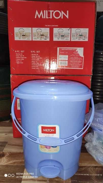 MILTON  CLEAN UP DUSTBIN 12.         155₹/PCS.   MRP 300₹ uploaded by Home&kitchan and toys house on 2/25/2021