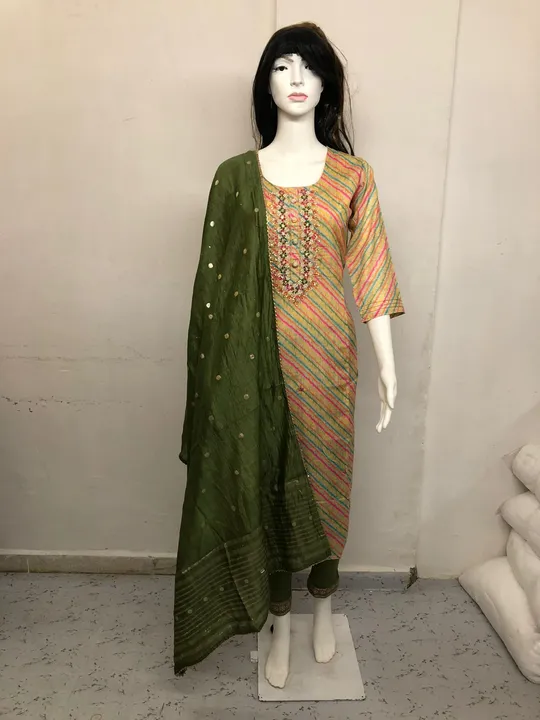 Pant kurti with dupatta  uploaded by Gabs fashion on 3/8/2023