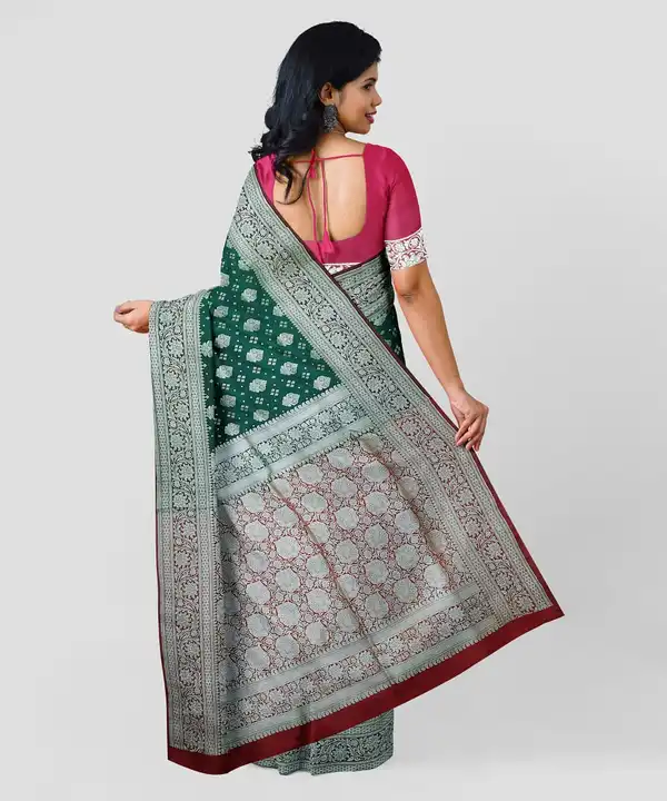 Banarasi silk saree  uploaded by GOLDEN FLOWER on 3/8/2023