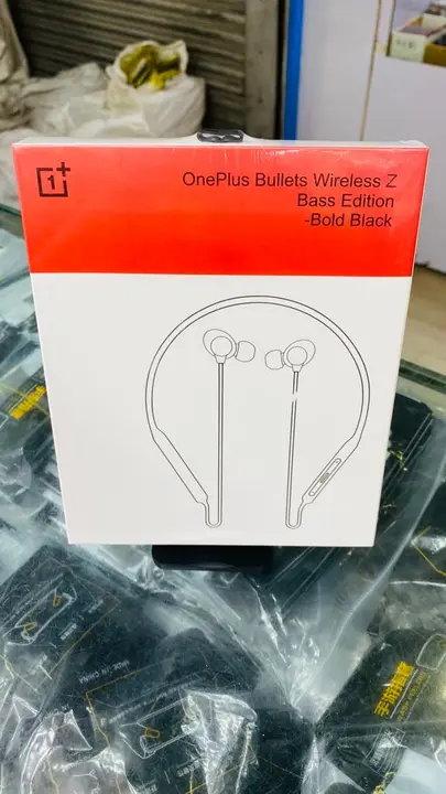 1+ Headphone  uploaded by Shopping Club India on 3/9/2023