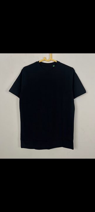 Plain Round Neck T-Shirt uploaded by One Open Store on 3/9/2023