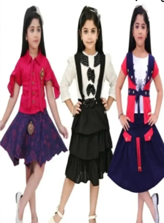 Post image I want 3 pieces of Girls set at a total order value of 600. Please send me price if you have this available.