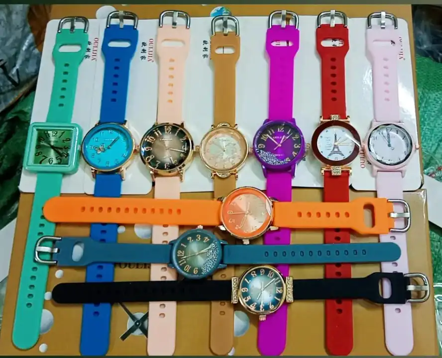 Post image I want 500 pieces of Watch  at a total order value of 50000. I am looking for Wholesale k liye sahiye. Please send me price if you have this available.