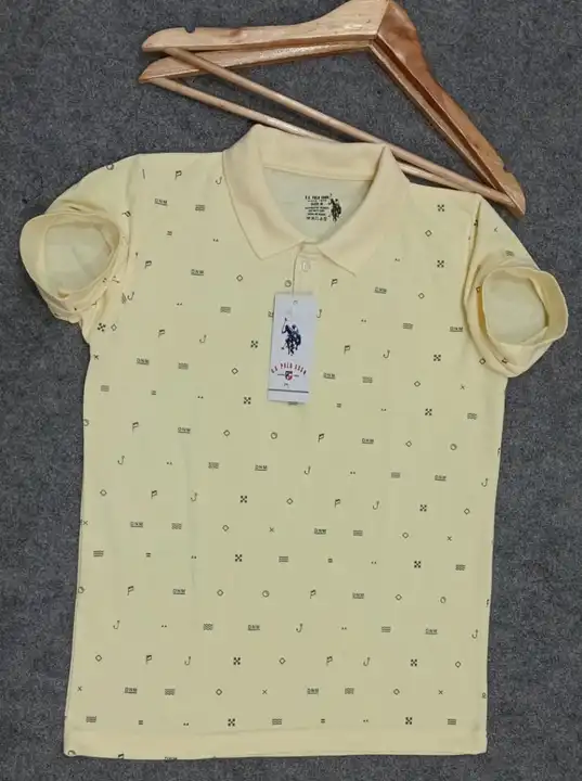 Coller tshirt with printed  uploaded by VED ENTERPRISES  on 3/10/2023