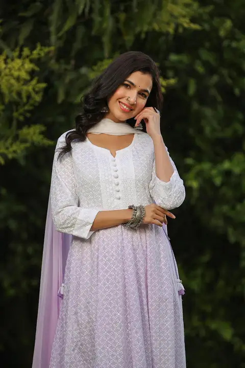 Lavender Cotton Chikankari Ombre Anarkali Ethnic Dress With Tie & Dye Chiffon Dupatta

 uploaded by business on 3/10/2023