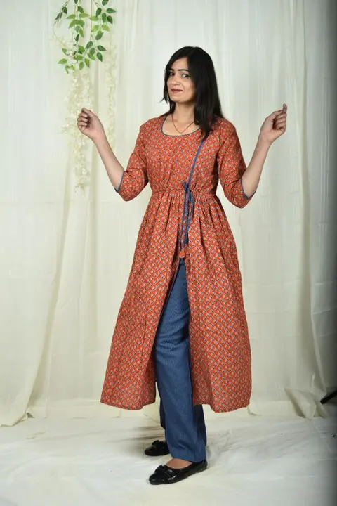 Ajrakh ready to wear Anarkali with one side cut kurti pant sets

Adjustable strap in kurti

Brand fi uploaded by Aanvi fab on 3/10/2023