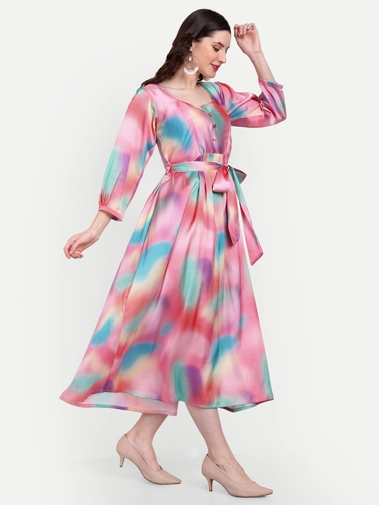 Women's dresses size s,m,l uploaded by Super art on 3/10/2023