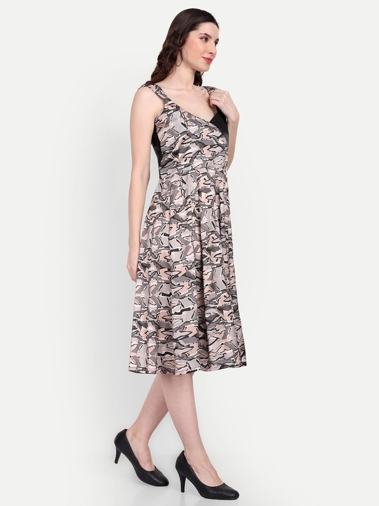 Women's dresses size s,m,l uploaded by Super art on 3/10/2023