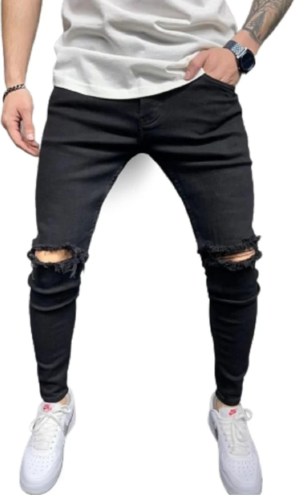 Black kneecut jeans  uploaded by Sara Enterprises on 3/10/2023