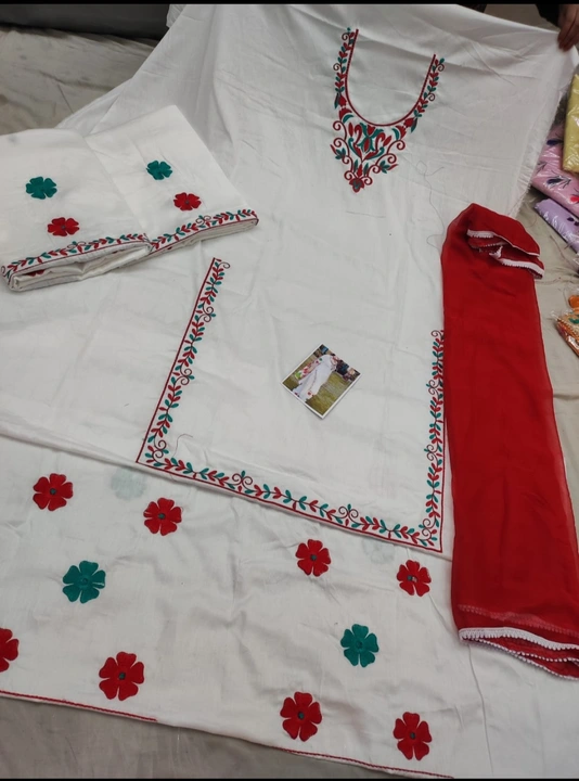 Jam cotton suit with pure dupatta uploaded by Manish sales on 3/10/2023