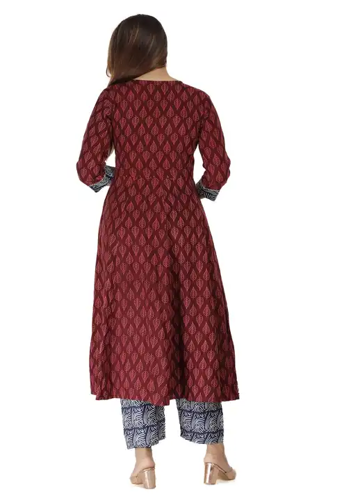 Women anaarkali suit set  uploaded by Julu art  on 3/10/2023