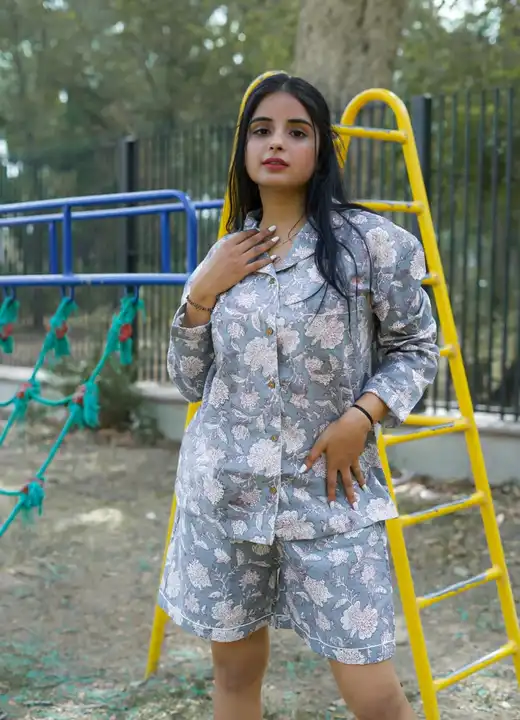 *Night suit for women with shorts*
*With pocket* 

*available sizes*

*S M L XL XXL*
*I'm*
*TOP(SHIR uploaded by Saiba hand block on 3/10/2023