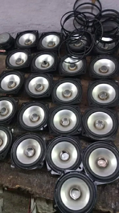 Factory Store Images of OURA