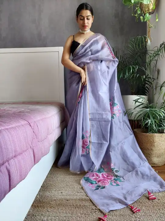 Vedant saree uploaded by Divya Fashion on 3/11/2023