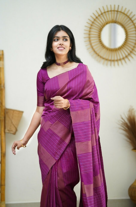 Beautiful banarasi silk saree with blouse piece  uploaded by Dhananjay Creations Pvt Ltd. on 3/11/2023