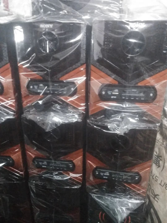 Warehouse Store Images of OURA