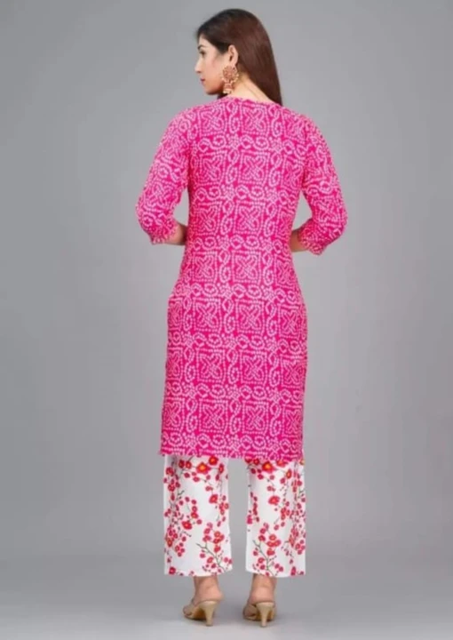 Pink Bhandej uploaded by Manisukmi Fashion  on 3/11/2023