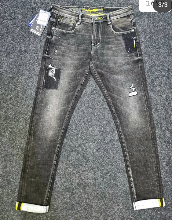 Jeans uploaded by business on 3/12/2023