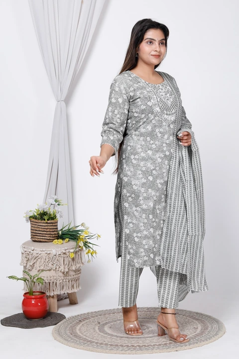 *Cash on delivery payment aveleble in all india*
💃Today *New* *Lounch just strat ₹845/-* 🎉LOOK A C uploaded by Colours seven on 3/12/2023